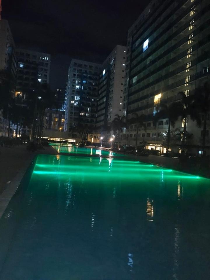 Bliss Staycation At Sea Residences By John Маніла Екстер'єр фото
